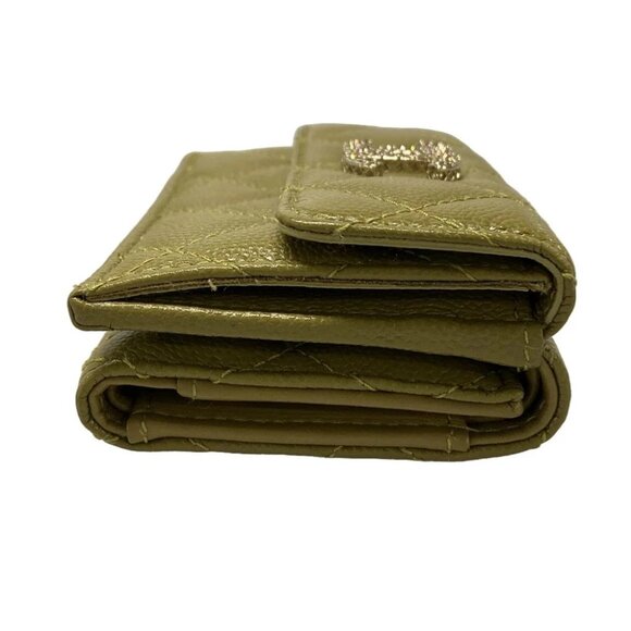 Auth CHANEL Matelasse Khaki Calfskin Trifold Wallet Gold hardware - Picture 6 of 11